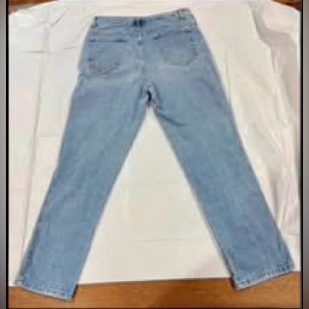 Vintage Bill Blass High Rise Straight Leg Jeans Light Wash Crop Mom Denim 8 - Picture 3 of 7